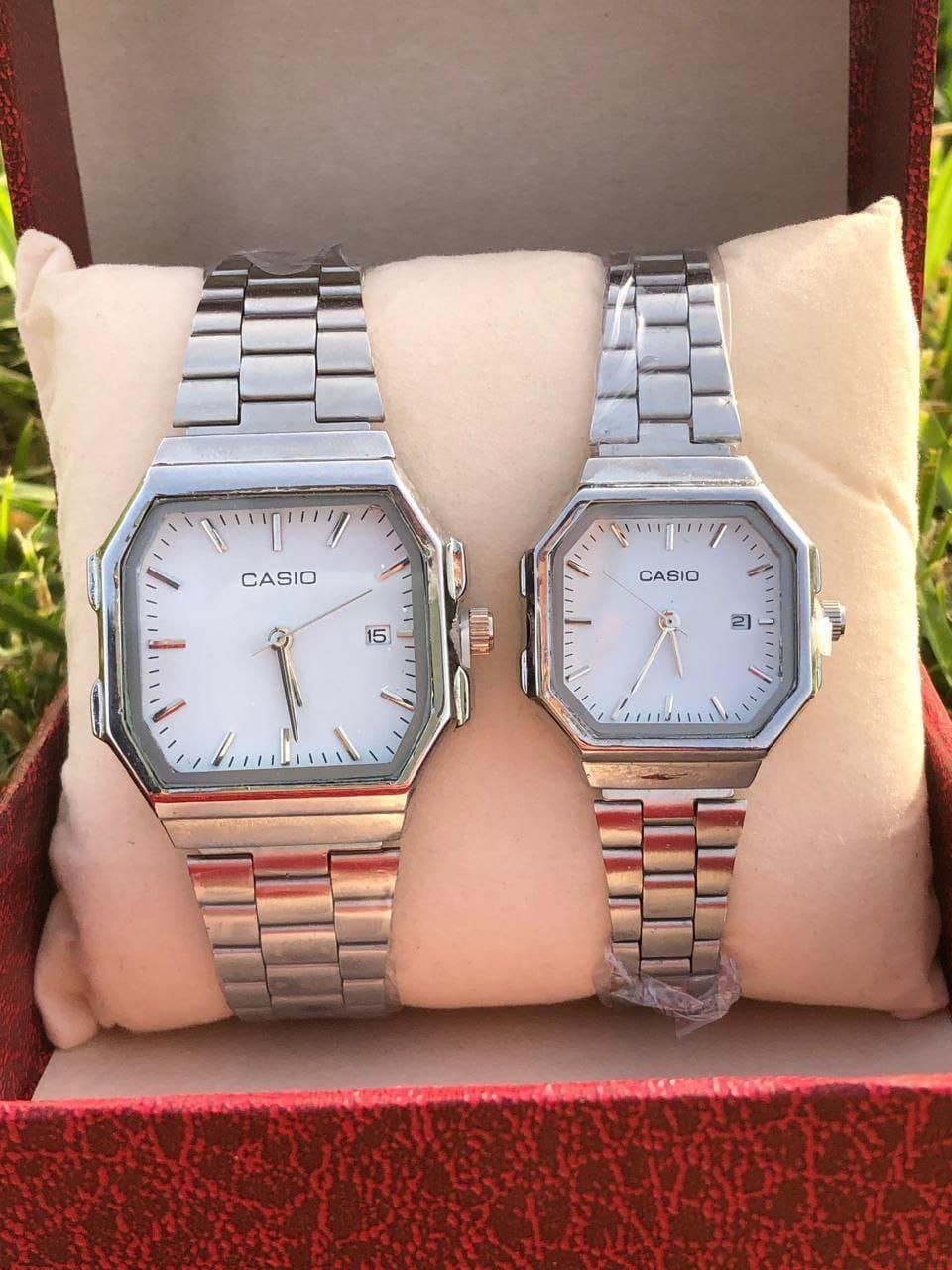 طقم ساعات زوجية